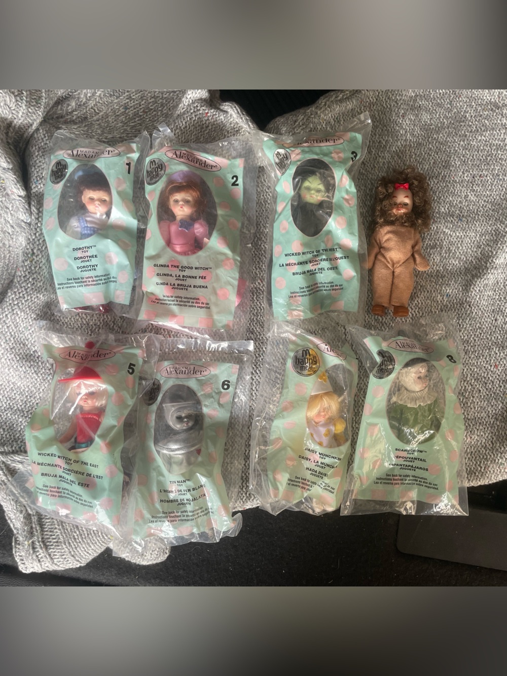 Set of 8 Madame Alexander McDonald’s Happy Meal Wizard of Oz characters.